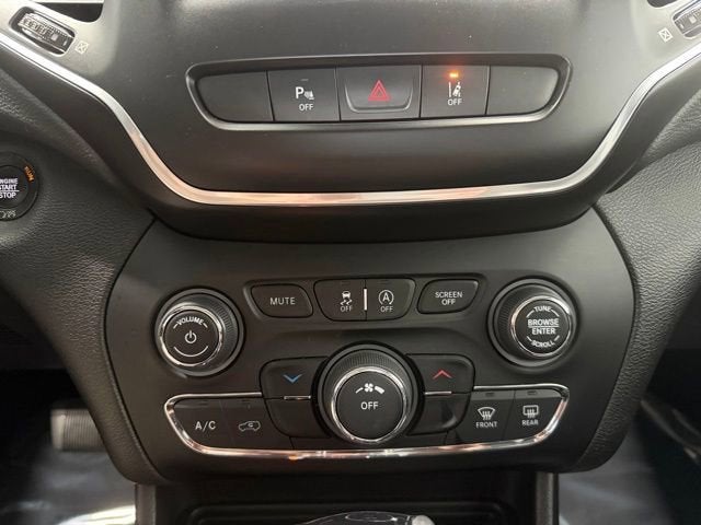 2021 Jeep Cherokee Altitude