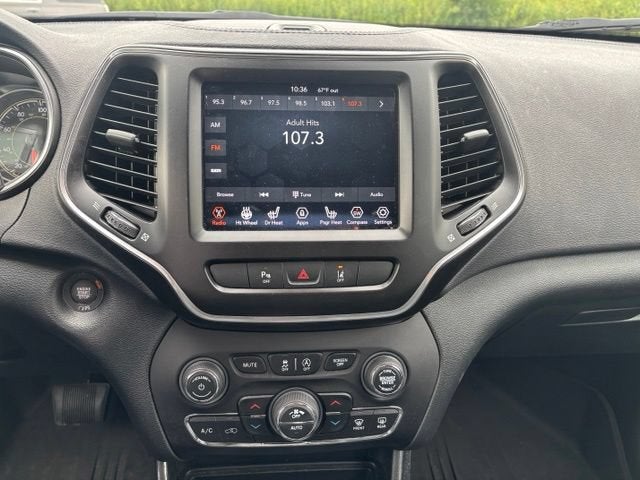 2022 Jeep Cherokee Latitude Lux