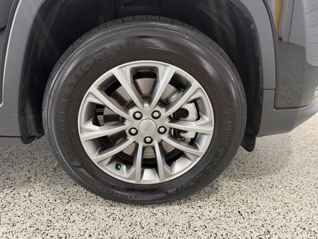 2022 Jeep Cherokee Latitude Lux