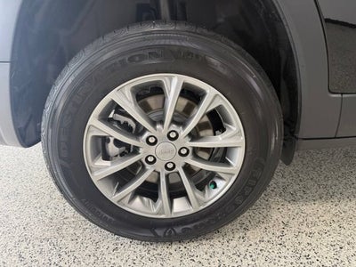 2022 Jeep Cherokee Latitude Lux