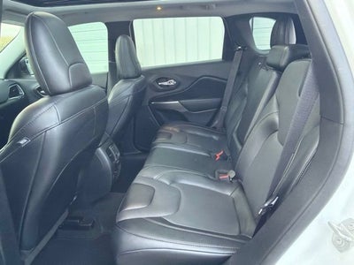 2022 Jeep Cherokee Latitude Lux