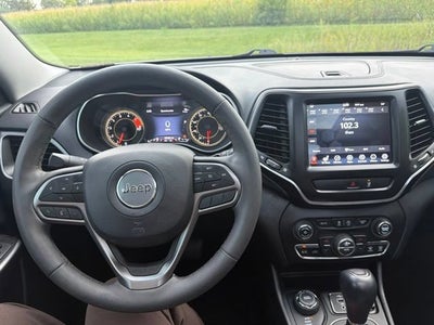 2022 Jeep Cherokee Latitude Lux