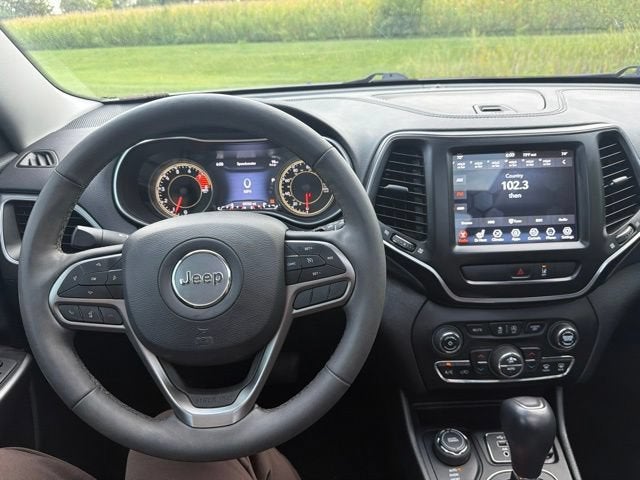 2022 Jeep Cherokee Latitude Lux