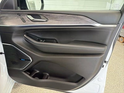 2023 Jeep Grand Cherokee Overland