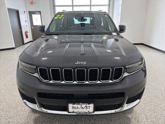 2022 Jeep Grand Cherokee L Laredo