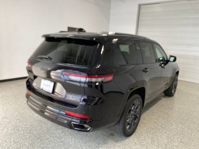 2023 Jeep Grand Cherokee L Summit