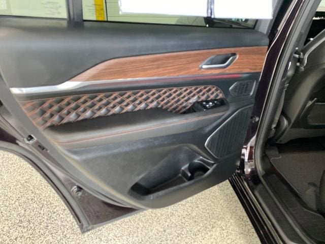 2023 Jeep Grand Cherokee L Summit