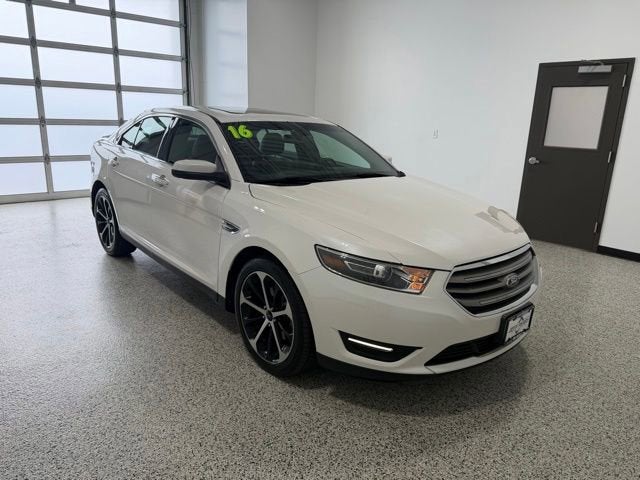 2016 Ford Taurus SEL