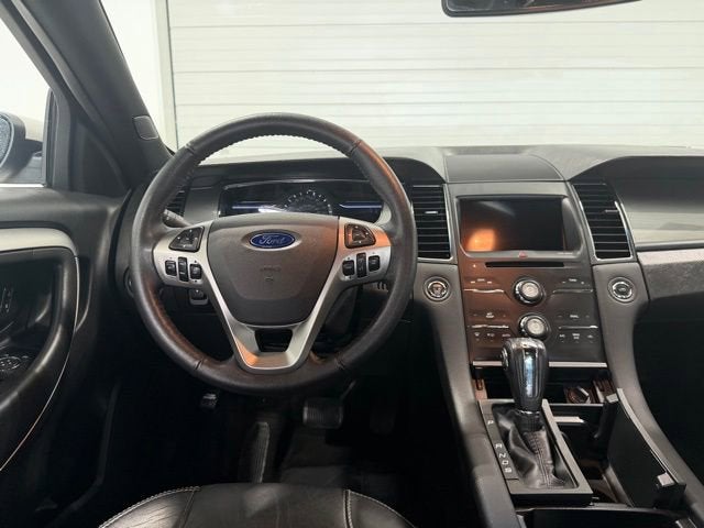2016 Ford Taurus SEL