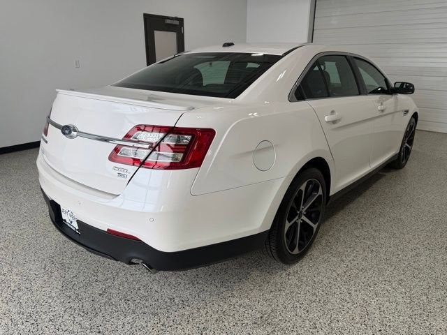 2016 Ford Taurus SEL