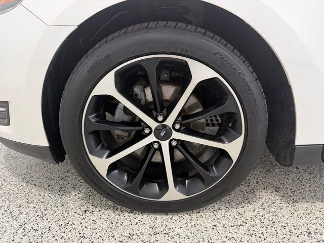 2016 Ford Taurus SEL