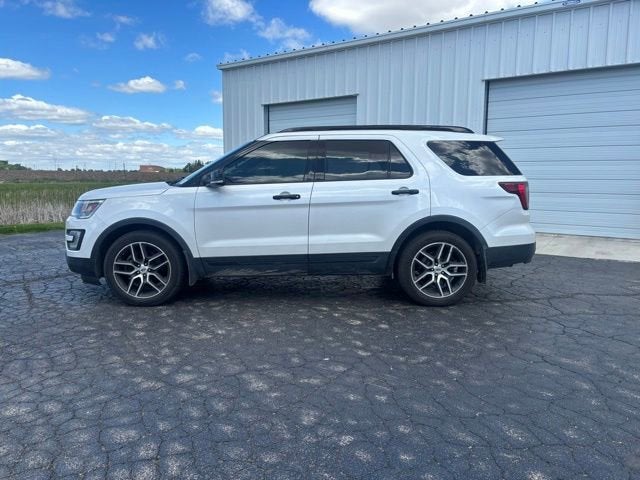 2017 Ford Explorer Sport