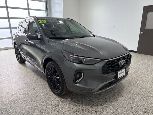 2023 Ford Escape ST-Line Elite
