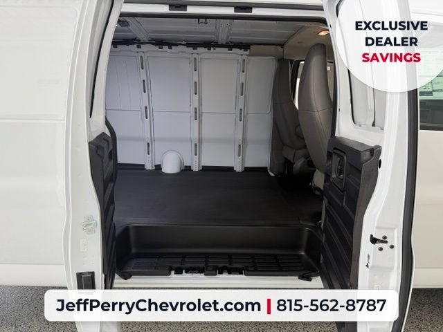 2026 Chevrolet Express Cargo WT