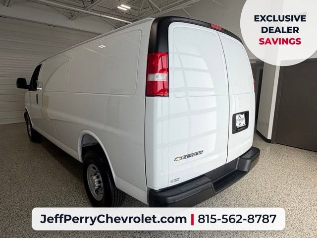 2026 Chevrolet Express Cargo WT