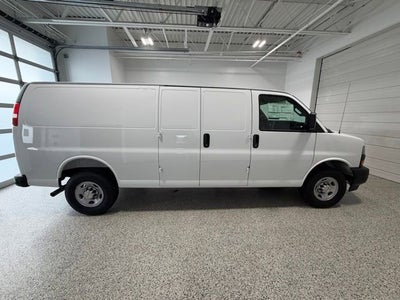 2026 Chevrolet Express Cargo WT