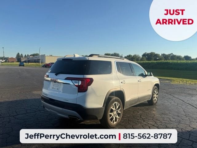 2023 GMC Acadia SLT