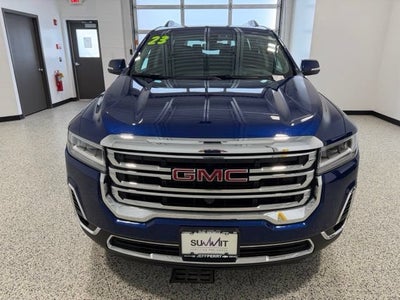 2023 GMC Acadia SLT