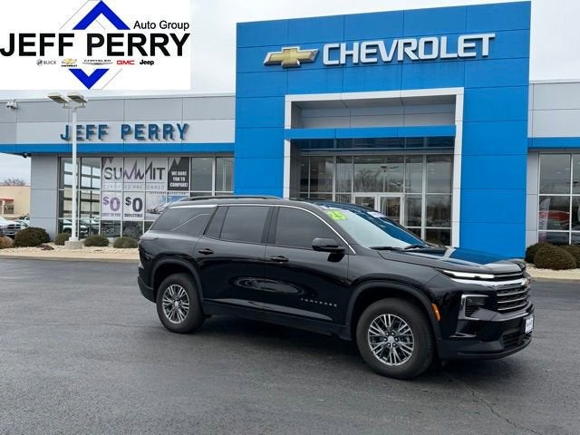 2025 Chevrolet Traverse LT