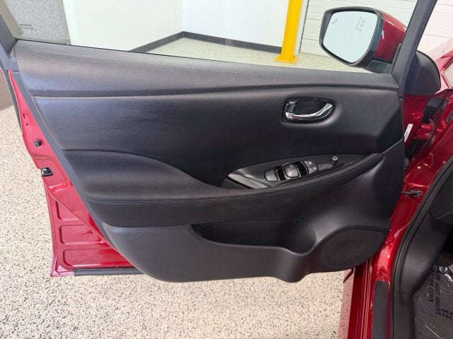 2020 Nissan LEAF SV
