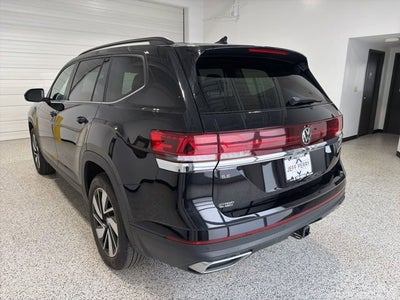 2024 Volkswagen Atlas 2.0T SE w/Technology