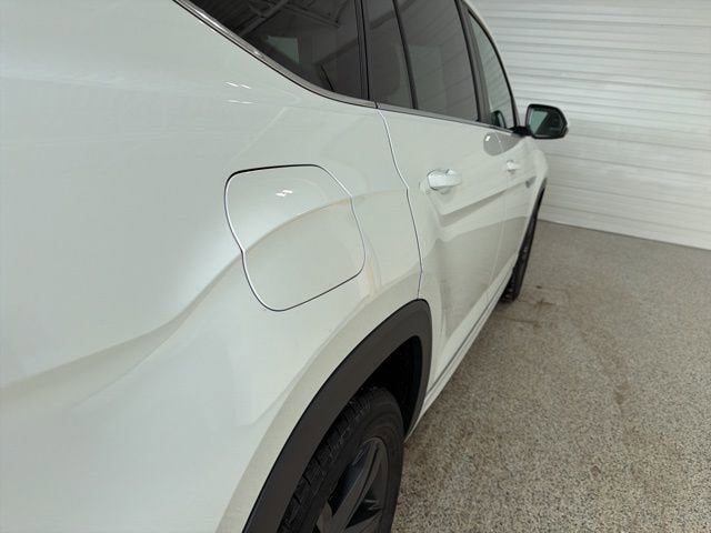 2021 Volkswagen Atlas 3.6L V6 SE w/Technology R-Line