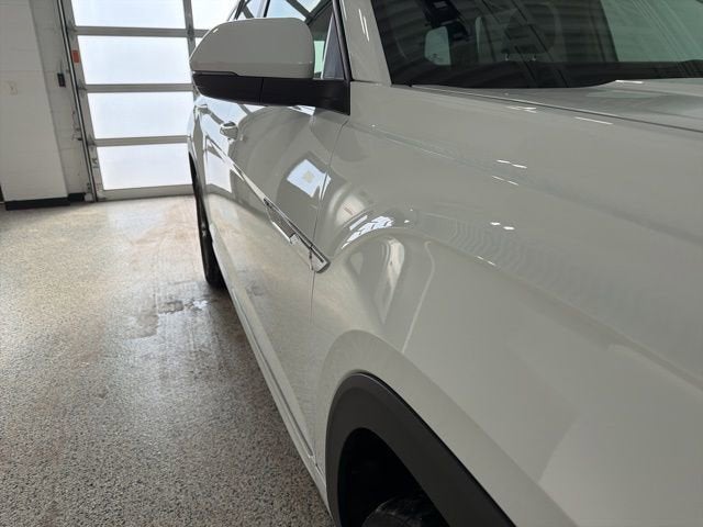 2021 Volkswagen Atlas 3.6L V6 SE w/Technology R-Line