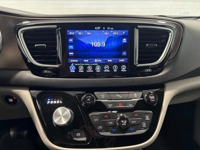 2017 Chrysler Pacifica Touring-L Plus