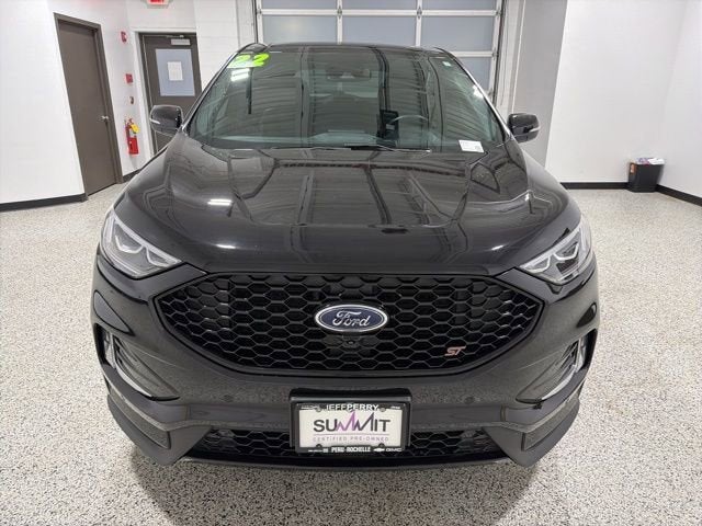 2022 Ford Edge ST