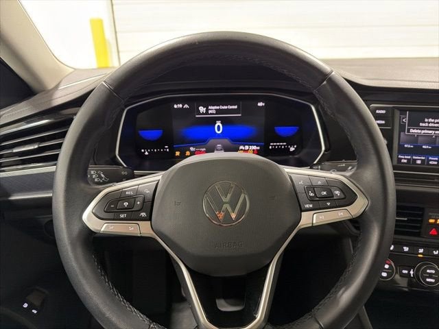 2023 Volkswagen Jetta SE