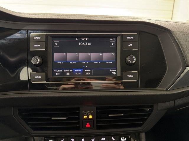 2023 Volkswagen Jetta SE