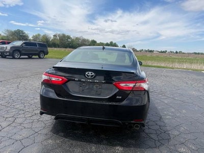 2020 Toyota Camry SE