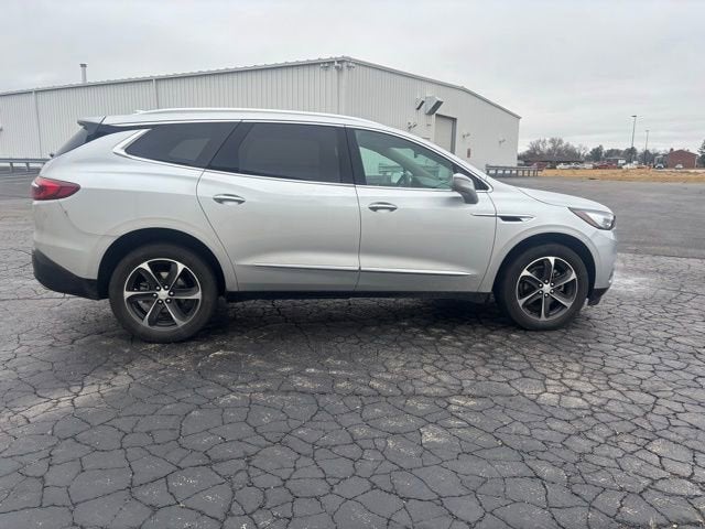 2020 Buick Enclave Essence