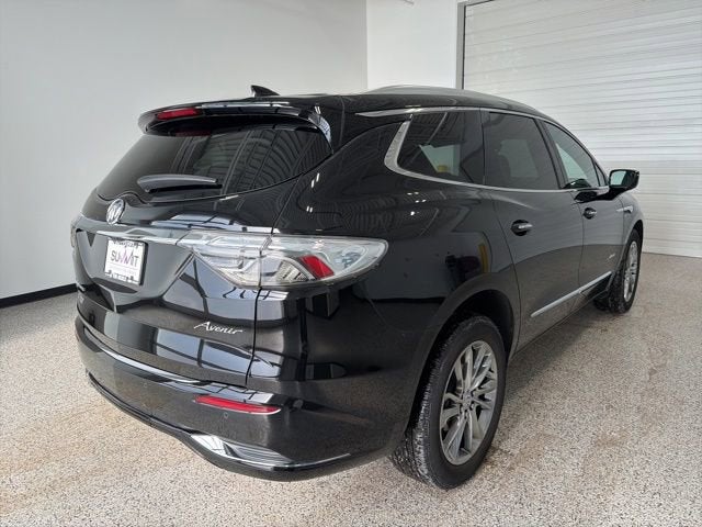 2024 Buick Enclave Avenir