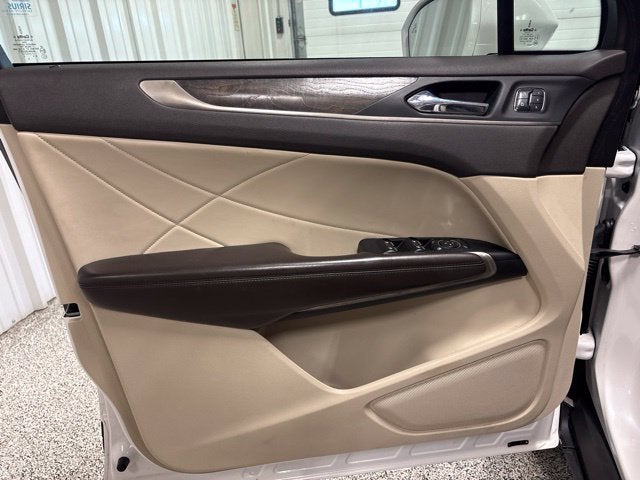 2017 Lincoln MKC Reserve