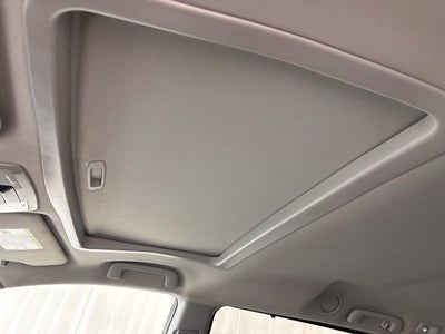2017 Toyota Sienna XLE Auto Access Seat