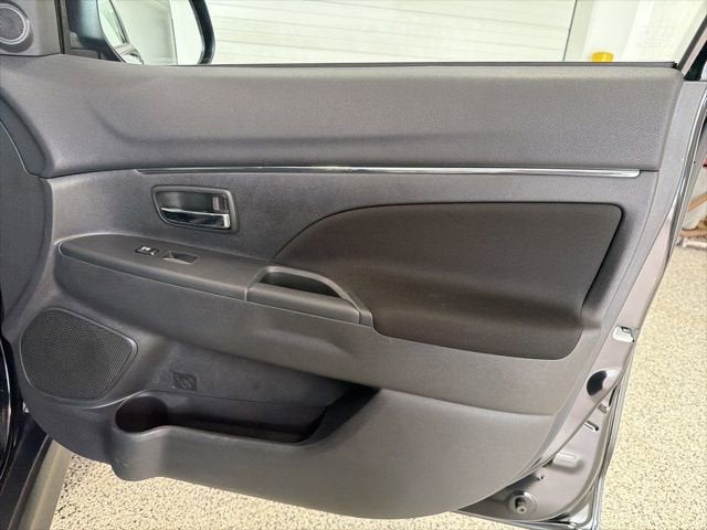 2024 Mitsubishi Outlander Sport S