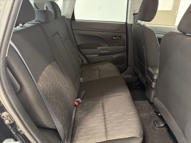 2024 Mitsubishi Outlander Sport S