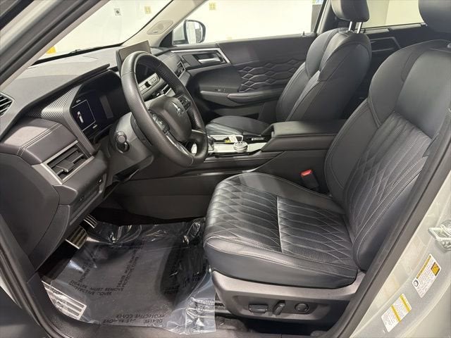 2025 Mitsubishi Outlander SEL