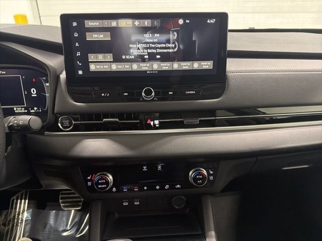 2025 Mitsubishi Outlander SEL