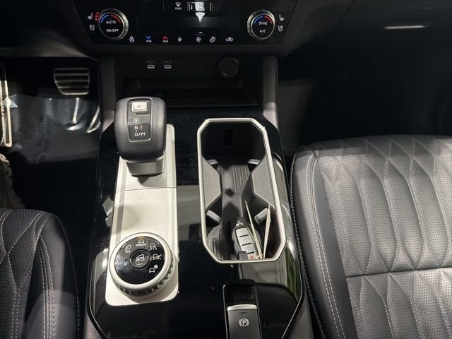 2025 Mitsubishi Outlander SEL