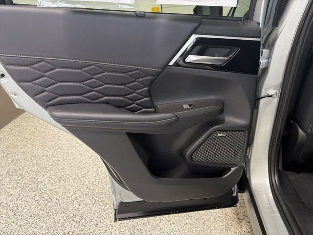 2025 Mitsubishi Outlander SEL