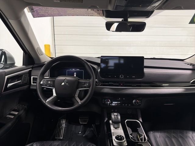 2025 Mitsubishi Outlander SEL