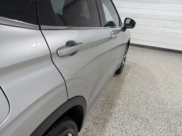 2025 Mitsubishi Outlander SEL