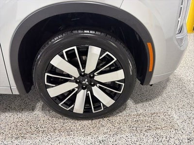 2025 Mitsubishi Outlander SEL