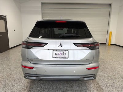 2025 Mitsubishi Outlander SEL